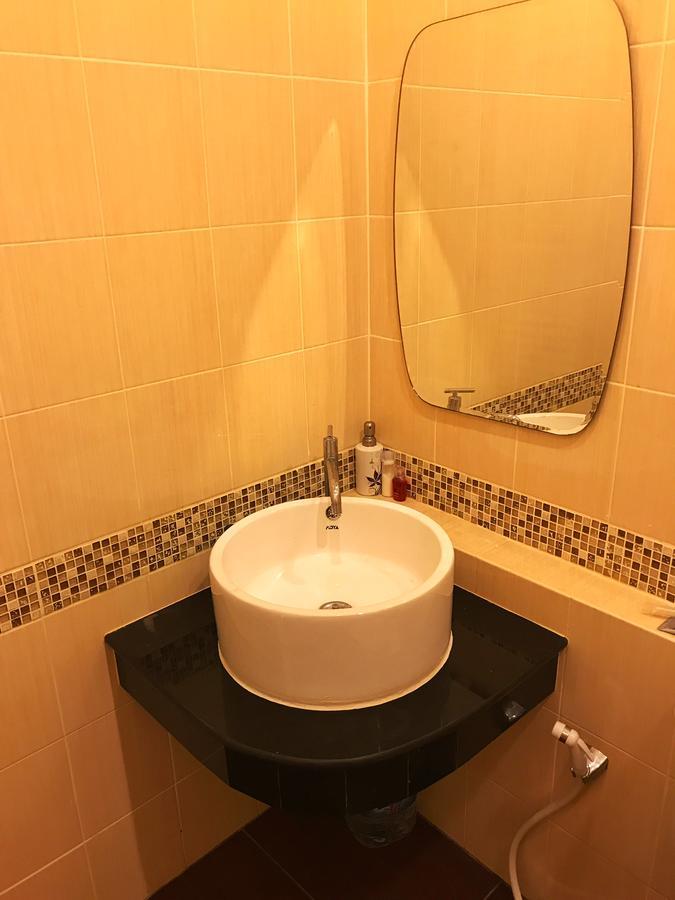 קראבי Tiger Cave Home מראה חיצוני תמונה